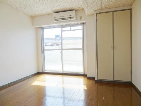 居室・リビング　洋室