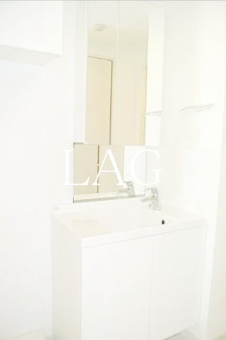 洗面設備　洗面台です。