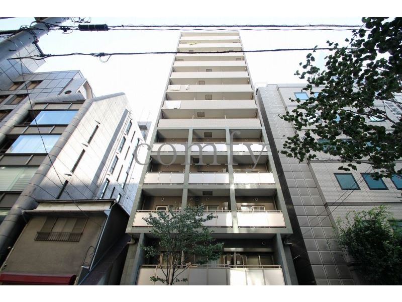 建物外観　タイル貼りの重厚感のある外観