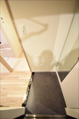 玄関　プレサンス北浜レガーロ　玄関