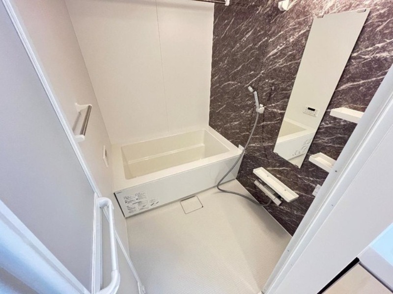 バス・シャワールーム　図面と現状に相違がある場合には現状を優先