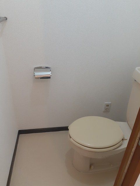 トイレ　シンプルで使いやすいトイレです