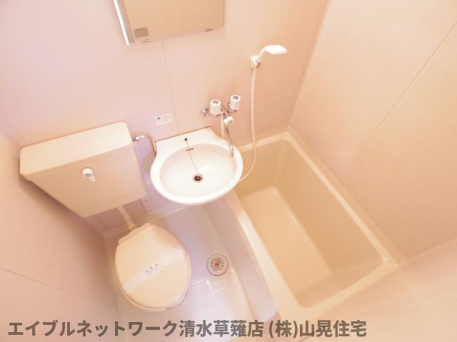 バス・シャワールーム　お風呂で日々の疲れを落としましょう