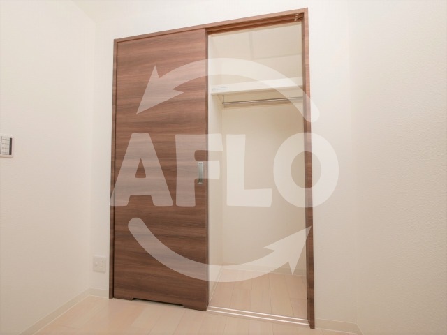 収納　ラ・フォルム天満橋EAST　クローゼット