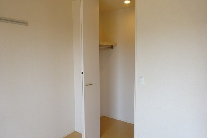 収納　ウォークインクローゼット付いています。たっぷり収納できますよ