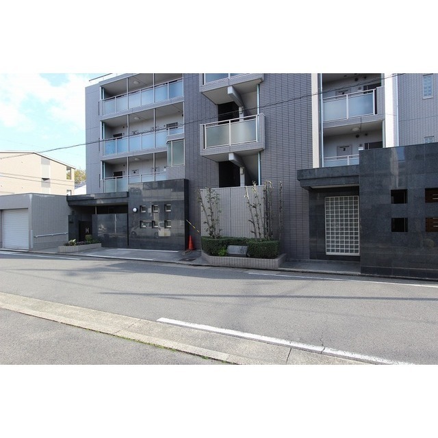 建物外観　正面