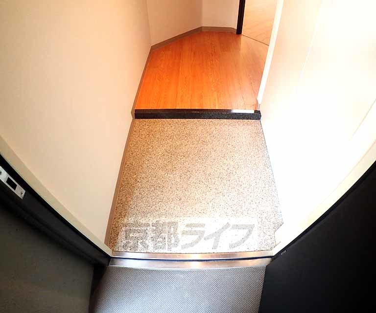 玄関　とても綺麗な玄関です。