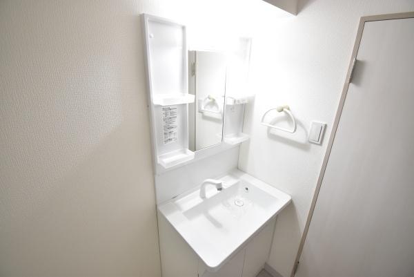 洗面設備　同タイプの別居室の画像です。