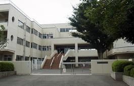 小学校　今泉小学校（小学校）まで561m