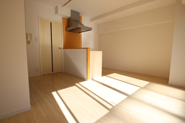 居室・リビング　※別号室の参考写真です※