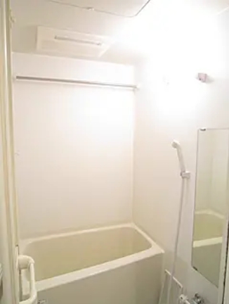 バス・シャワールーム　風呂