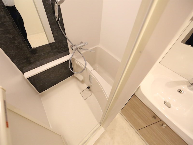 バス・シャワールーム　バスルーム　浴室暖房乾燥機付き