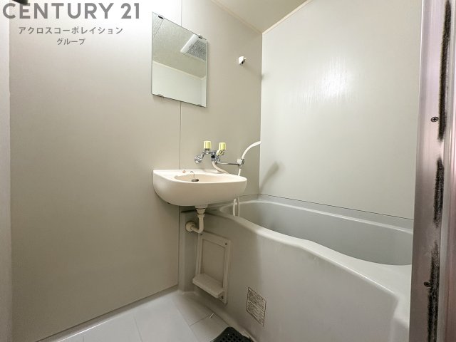 キッチン　ガスコンロ付きのコンパクトなキッチンです！