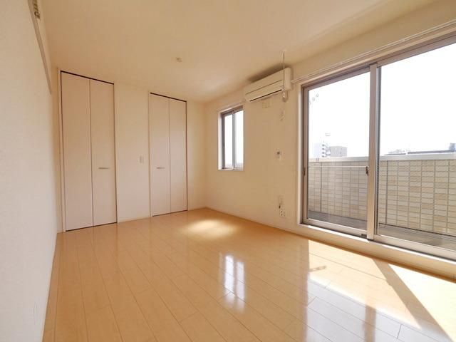 居室・リビング　★日当たり良好★