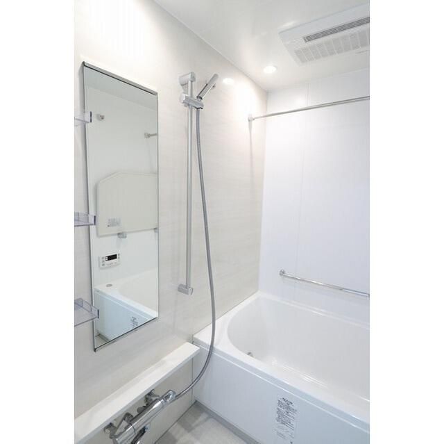 バス・シャワールーム　お風呂で日々の疲れを落としましょう