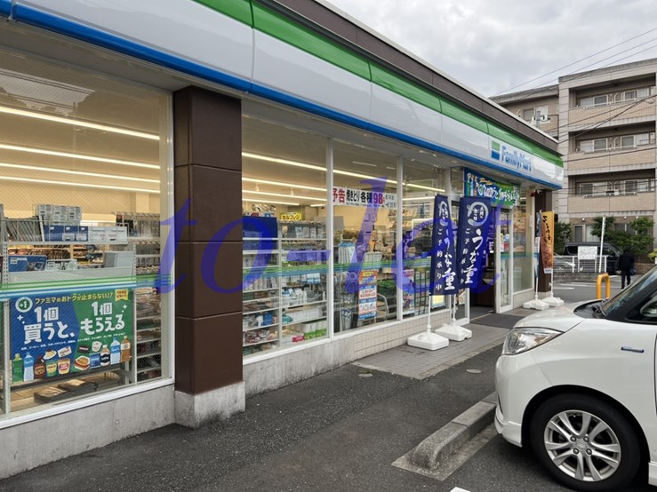 コンビニ　ファミリーマート上作延店（コンビニ）まで816m