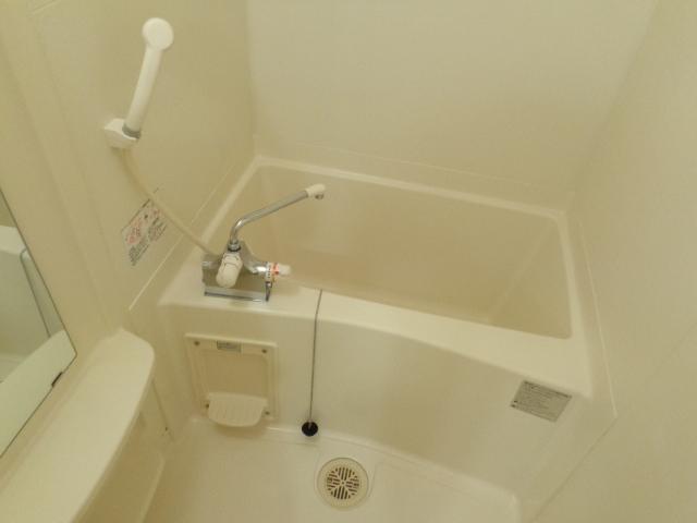 バス・シャワールーム　バス