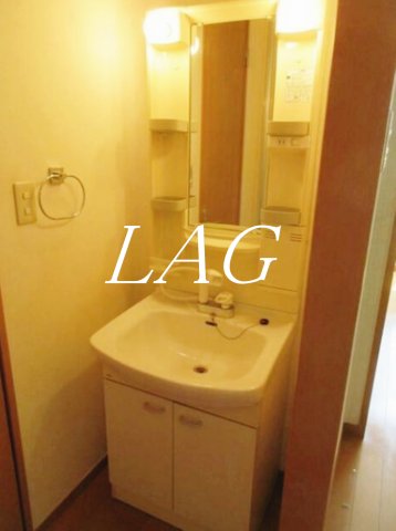 洗面設備　洗面台です。