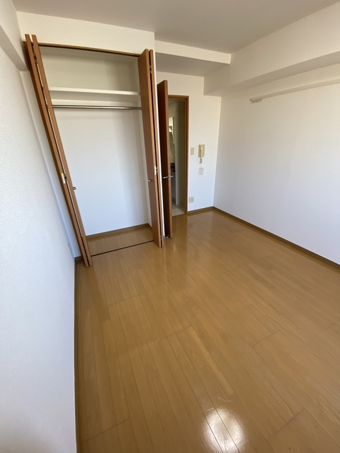 居室・リビング　天井が高く圧迫感ないですよ