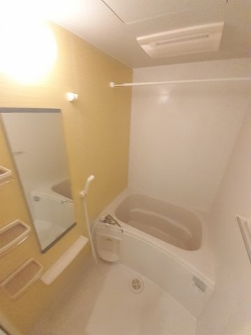 バス・シャワールーム　日々の疲れを癒すお風呂付です