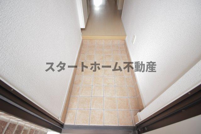 玄関　収納もある玄関です