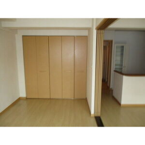 収納　ル・プランタン博多