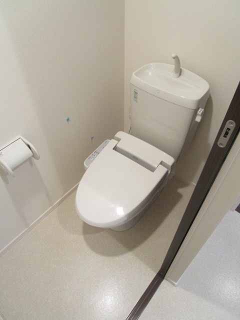 トイレ　★温水洗浄便座★