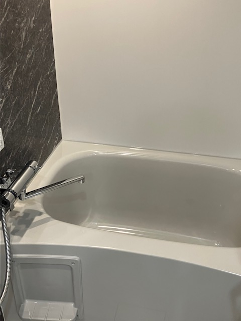 バス・シャワールーム　ゆったり過ごせるお風呂です