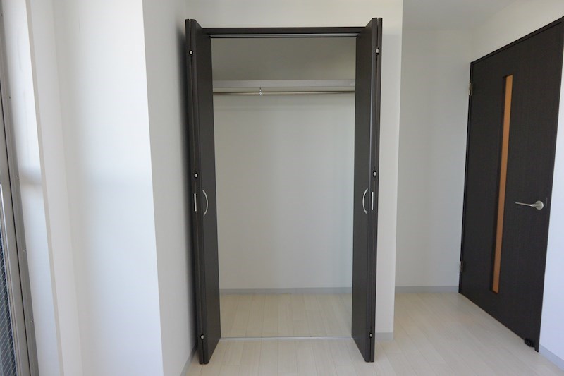 収納　洋室8帖　クローゼット