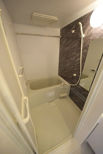 バス・シャワールーム　★1日の疲れはお風呂で癒しましょう★