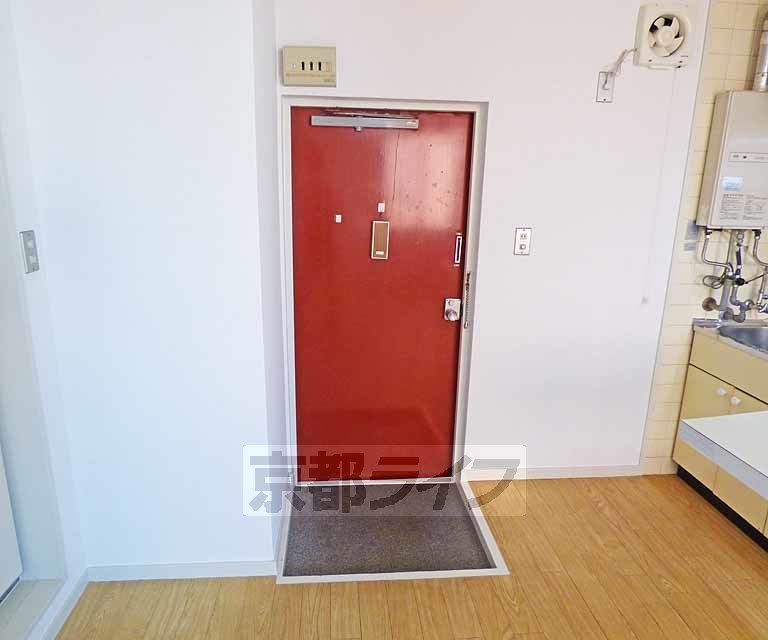 玄関　玄関です。