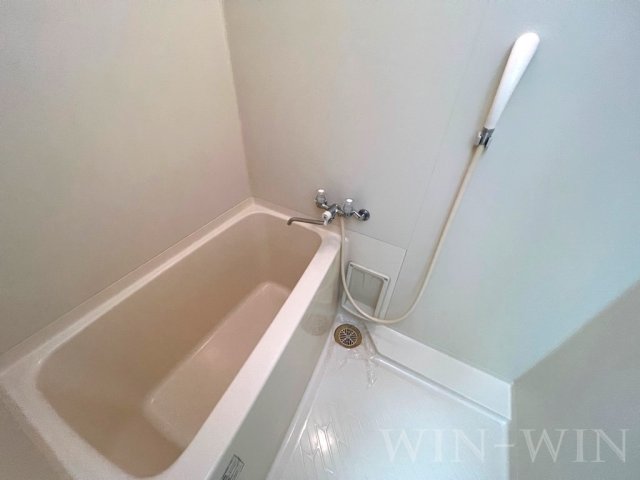 バス・シャワールーム　イメージ（同建物内別部屋の写真です）