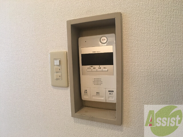 セキュリティ　来客時に嬉しいモニターホンがついております。