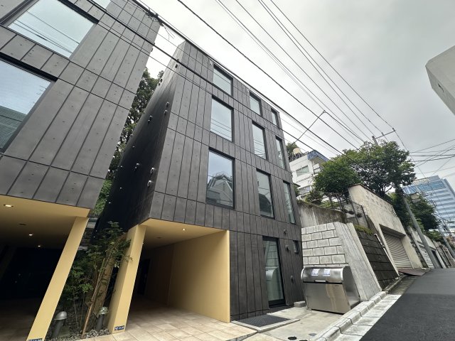 建物外観　外観は落ち着いています