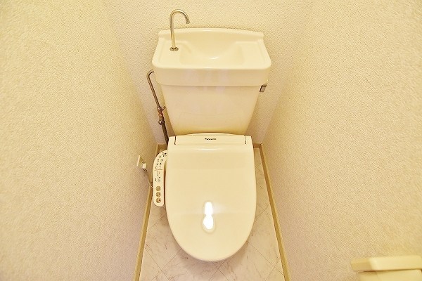 トイレ　★温水洗浄便座トイレ★