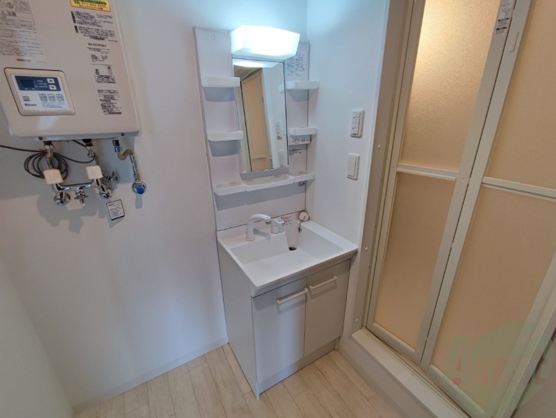 洗面設備　こちらに洗面台があります。朝の洗顔はこちらで。