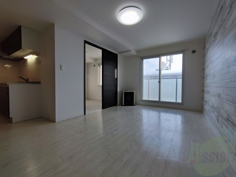 居室・リビング　広くてキレイなお部屋が広がっていて、充実した生活が送れそう。