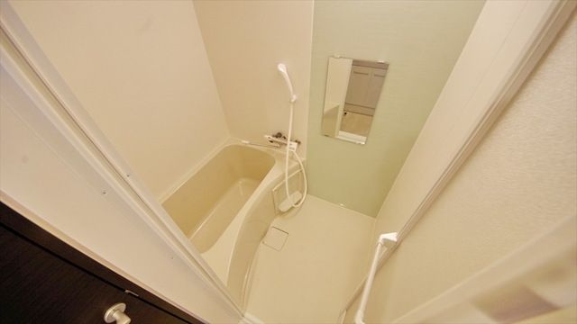 バス・シャワールーム　バスルーム