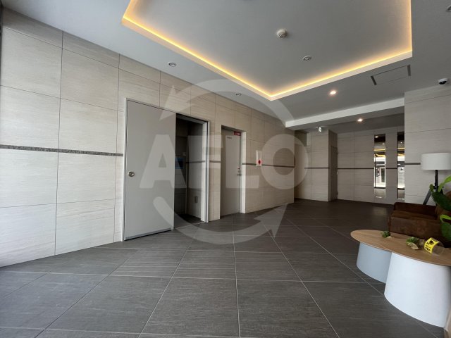 エントランス　ワールドアイ阿波座WEST　エントランス