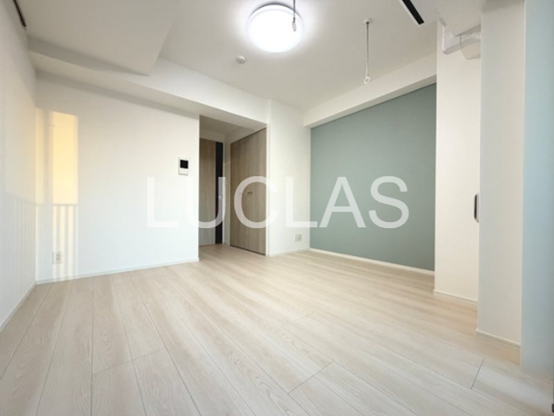 居室・リビング　白基調のくつろぎ空間♪