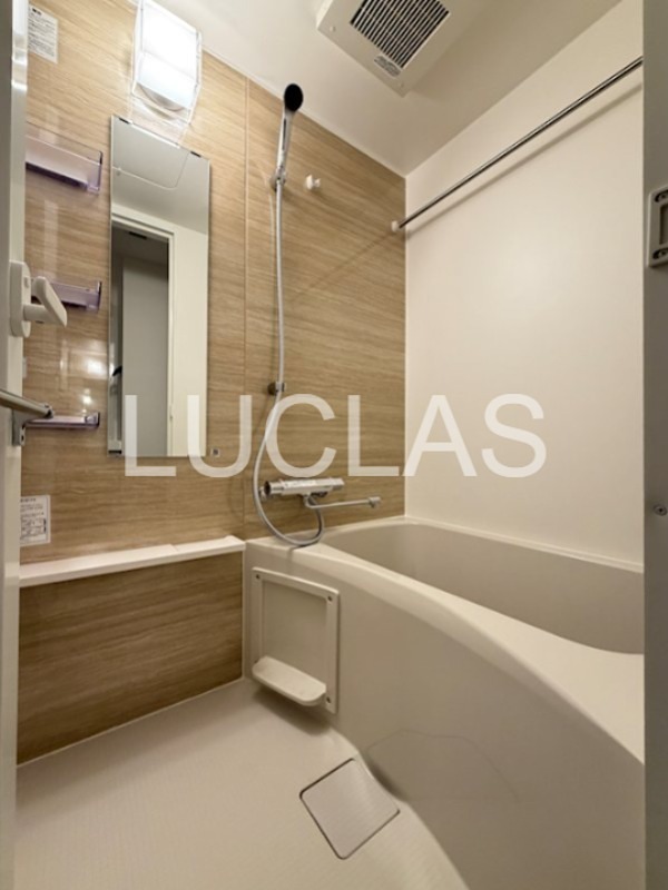 バス・シャワールーム　清潔感のある浴室で日々の疲れを癒します♪