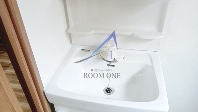 洗面設備　洗面台です。