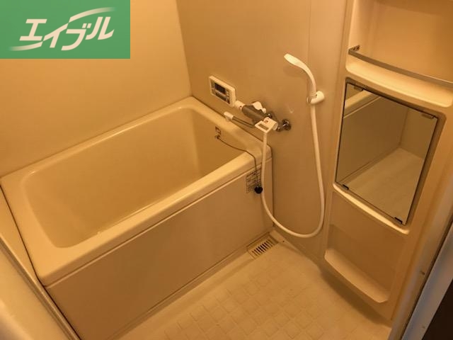 バス・シャワールーム　バス