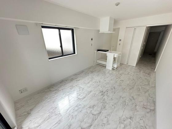 居室・リビング　※別部屋の写真です