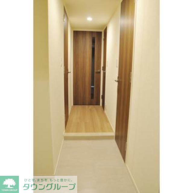 玄関　※写真は同タイプ住戸です。