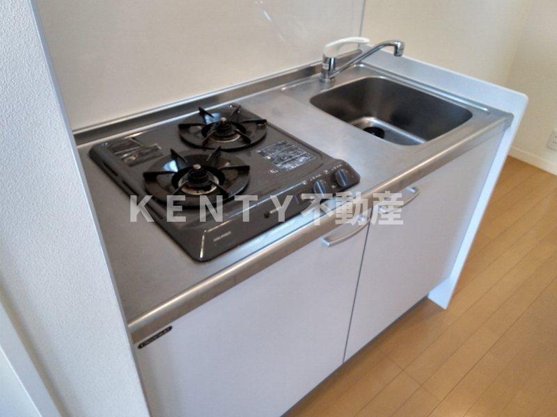 キッチン　コンパクトなキッチンで掃除もラクラク