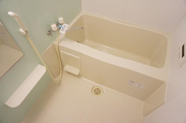 バス・シャワールーム　浴室