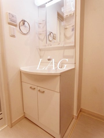 洗面設備　洗面台です。