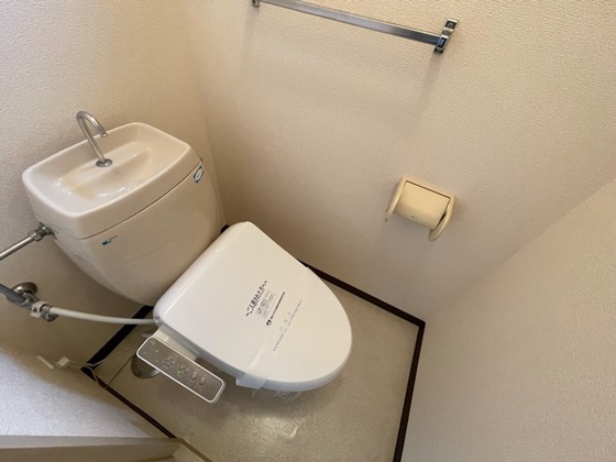 トイレ　※別部屋の写真です