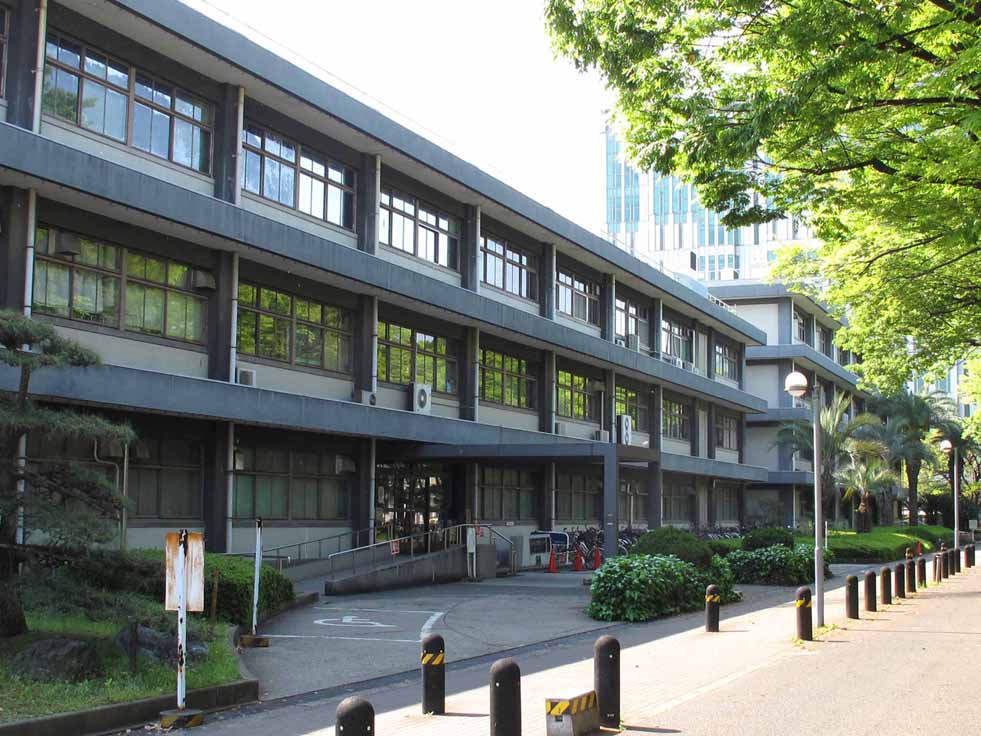 大学・短大　大阪市立大学大学院理学研究科・理学部（大学・短大）まで412m